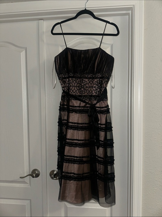 OC by Oleg Cassini Dresses & Skirts - OC by OC Black Lace Overlay Cocktail Dress size 8